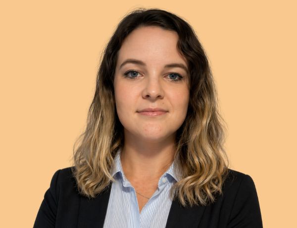 _Lara Fernandez – Web